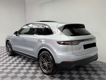 Porsche Cayenne E-Hybrid Pano