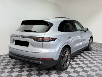 Porsche Cayenne E-Hybrid Pano