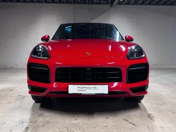Porsche Cayenne GTS Coupé Sport Chrono Massage HUD