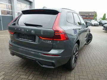 VOLVO XC60 Plus Dark T8 AWD Head-Up 360  Pano H&K BLIS