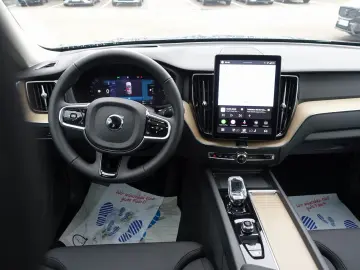 VOLVO XC60 Plus Dark T8 AWD Head-Up 360  Pano H&K BLIS