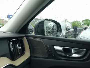 VOLVO XC60 Plus Dark T8 AWD Head-Up 360  Pano H&K BLIS