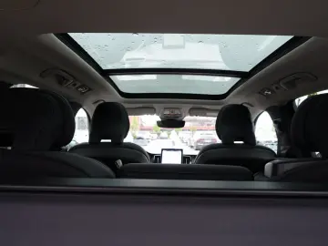 VOLVO XC60 Plus Dark T8 AWD Head-Up 360  Pano H&K BLIS
