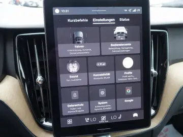 VOLVO XC60 Plus Dark T8 AWD Head-Up 360  Pano H&K BLIS