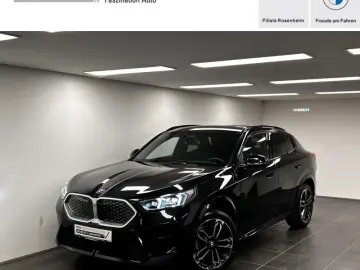 BMW iX2 eDrive20 M Sportpaket Harman Kardon DAB LED