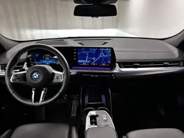 BMW iX2 eDrive20 M Sportpaket Harman Kardon DAB LED
