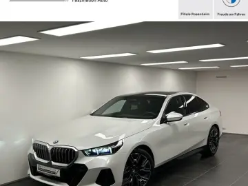 BMW 520d xDrive Limousine M Sportpaket Harman Kardon