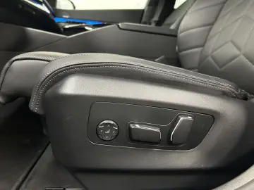 BMW 520d xDrive Limousine M Sportpaket Harman Kardon