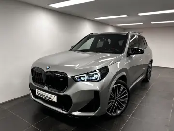 BMW X1 M35i xDrive M Sportpaket Pro Pano. AHK Lhz. D