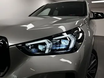 BMW X1 M35i xDrive M Sportpaket Pro Pano. AHK Lhz. D