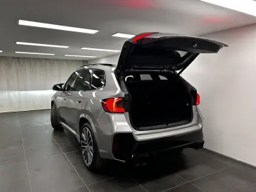 BMW X1 M35i xDrive M Sportpaket Pro Pano. AHK Lhz. D