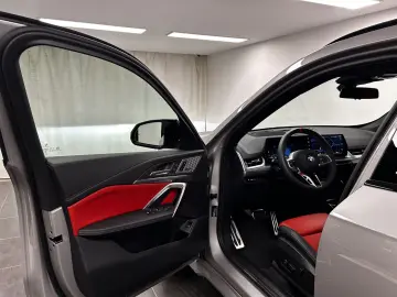 BMW X1 M35i xDrive M Sportpaket Pro Pano. AHK Lhz. D