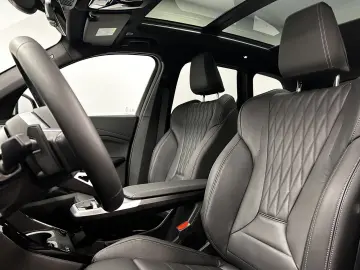 BMW X1 xDrive30e M Sportpaket Harman Kardon Pano. AH