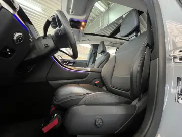 MERCEDES-BENZ GLC 300 de 4M Avantgarde AHK BUR Pano MEM 360