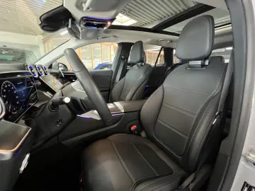 MERCEDES-BENZ GLC 300 de 4M Avantgarde AHK BUR Pano MEM 360