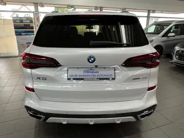 BMW X5 xD 45 e M Sport AHK DAP HiFi Pan Park3D Aktiv