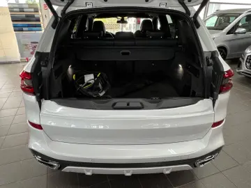 BMW X5 xD 45 e M Sport AHK DAP HiFi Pan Park3D Aktiv