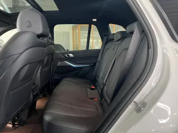 BMW X5 xD 45 e M Sport AHK DAP HiFi Pan Park3D Aktiv