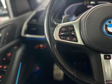 BMW X5 xD 45 e M Sport AHK DAP HiFi Pan Park3D Aktiv