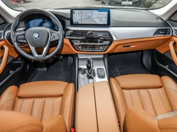 BMW 530e Limousine Navi ACC Parkassistent Plus Harma