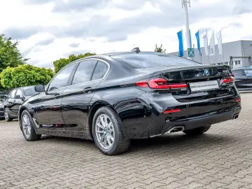 BMW 530e Limousine Navi ACC Parkassistent Plus Harma