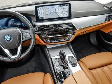 BMW 530e Limousine Navi ACC Parkassistent Plus Harma