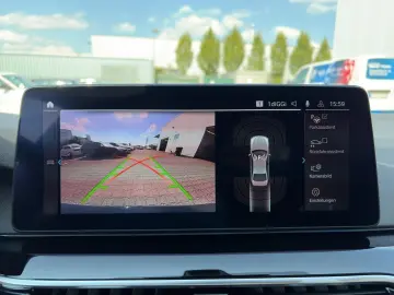 BMW 530e Lim. Leder HUD Laser 4xKlima DrivAss ParkAs