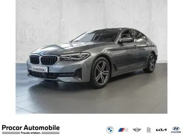 BMW 520d A HUD ACC AHK RFK NAVI LED Sound Syst. DAB