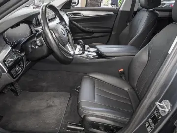 BMW 520d A HUD ACC NAVI LED Sound Syst