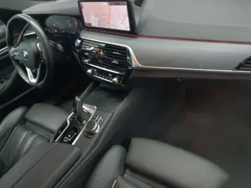 BMW 520d Aut. Luxury Line KAM NAVI LED