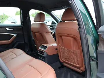 AUDI A6 Limousine 45 TFSI sport - MATRIX   KAMERA