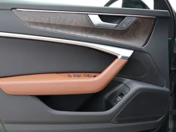 AUDI A6 Limousine 45 TFSI sport - MATRIX   KAMERA