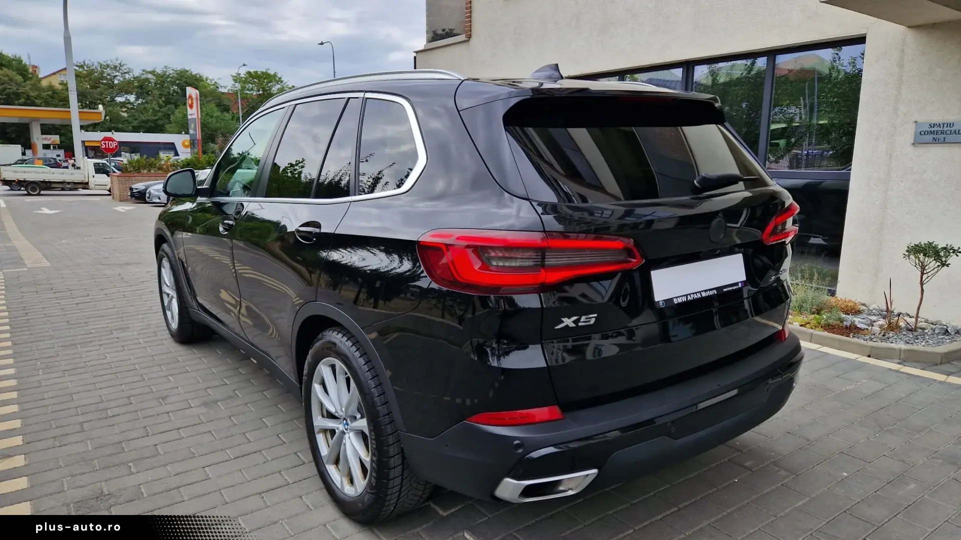 BMW