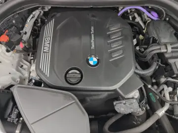 BMW X3 xDrive20d M Sport Navi AHK Kamera HiFi LED