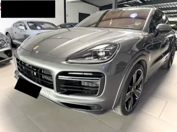 Porsche Cayenne Coupé Turbo S E-Hybrid