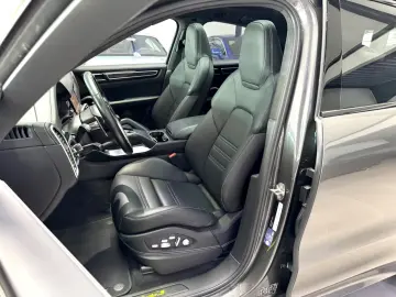 Porsche Cayenne Coupé Turbo S E-Hybrid