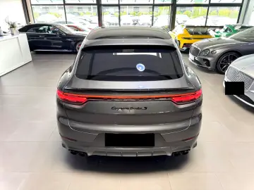 Porsche Cayenne Coupé Turbo S E-Hybrid