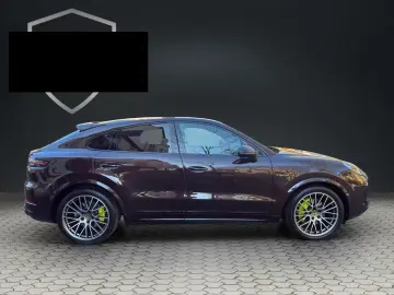 Porsche Cayenne Coupé E-Hybrid Platinum Edition