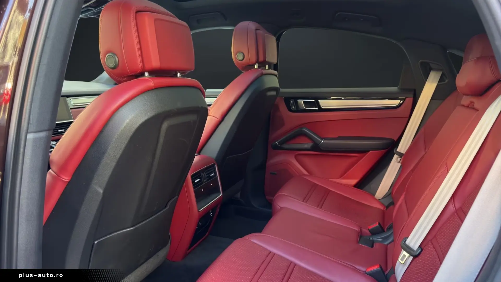 Porsche Cayenne Coupé E-Hybrid Platinum Edition