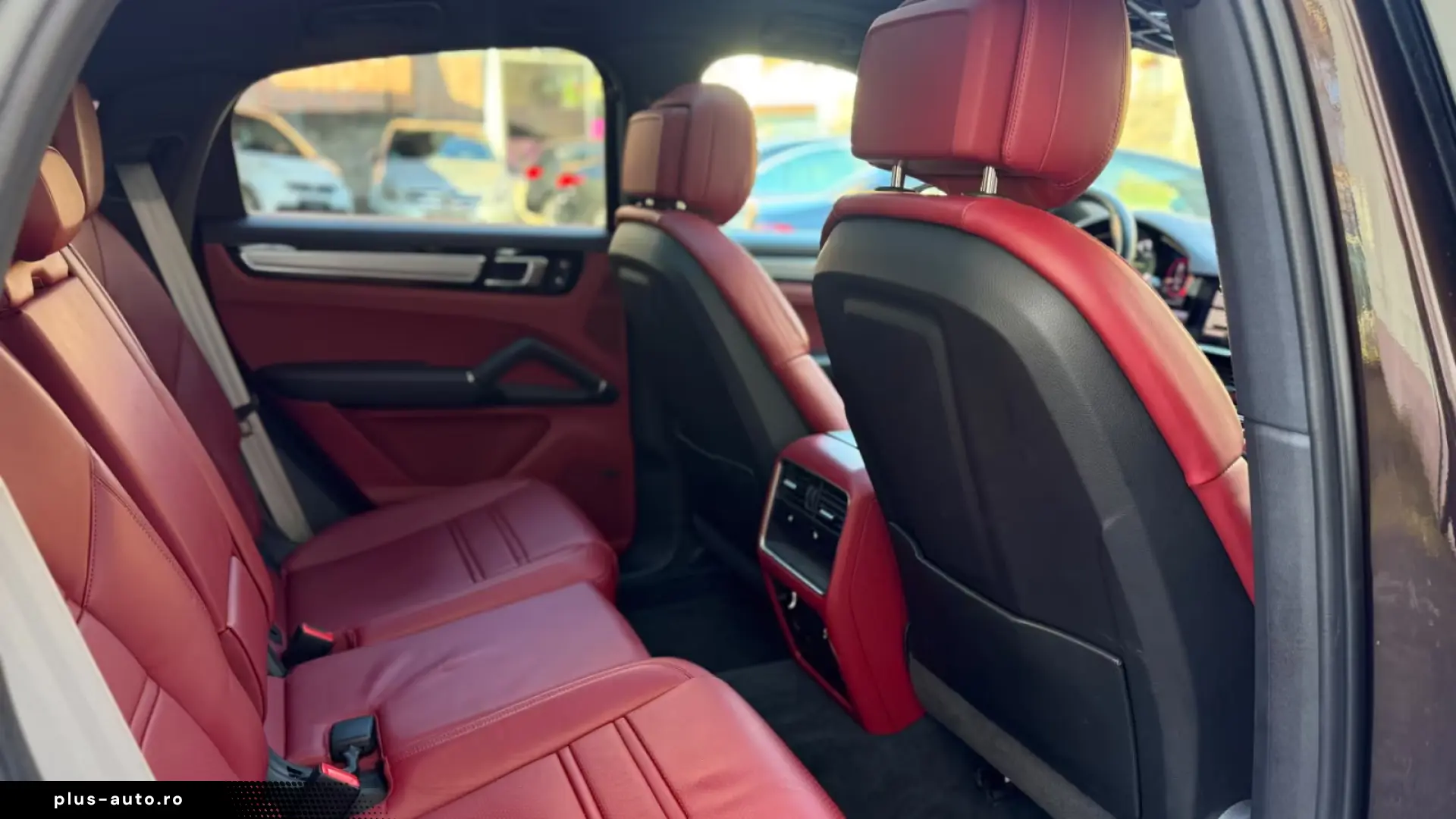 Porsche Cayenne Coupé E-Hybrid Platinum Edition