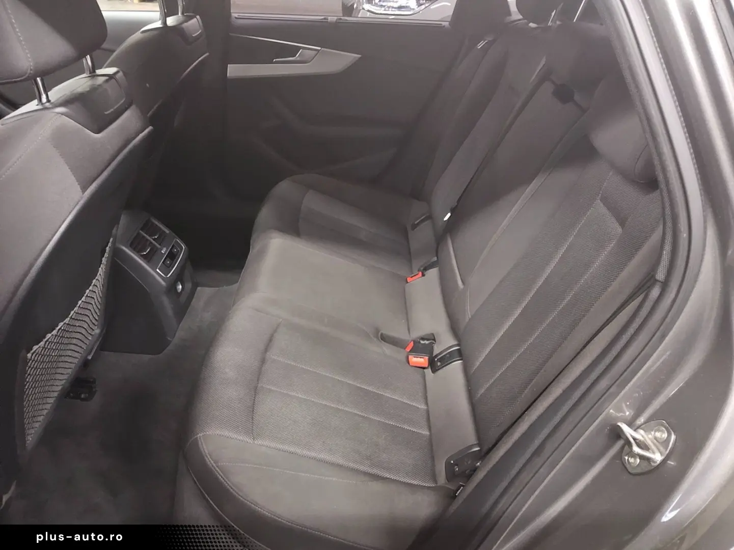 AUDI A4 40 TDI advanced Navi LED Virtual RFK