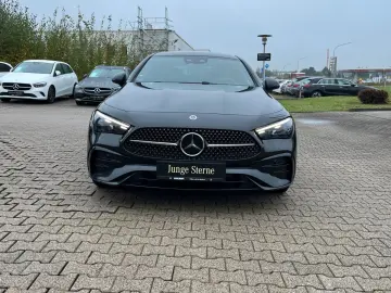 MERCEDES-BENZ CLE 300 e  AMG Night Pano KeyGo Distr