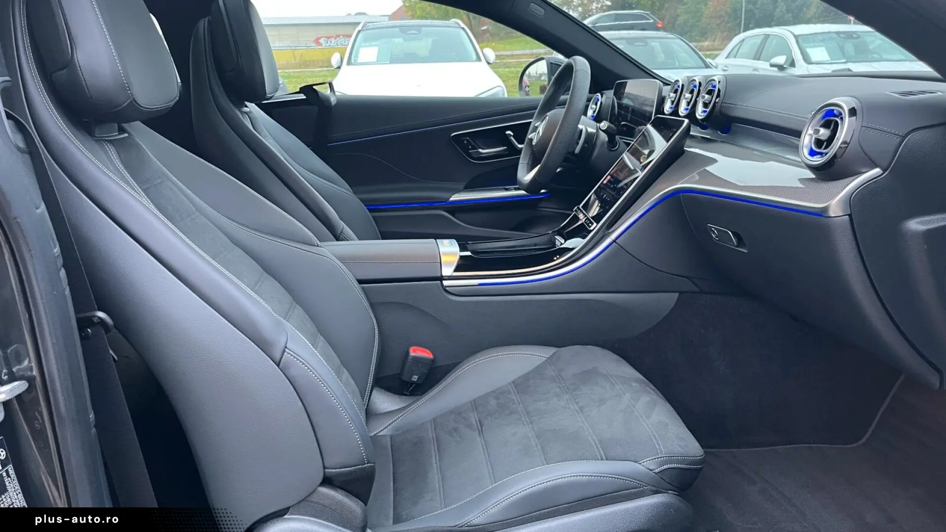 MERCEDES-BENZ CLE 300 e  AMG Night Pano KeyGo Distr
