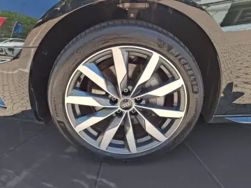 AUDI A4 Limousine advanced 40 TDI