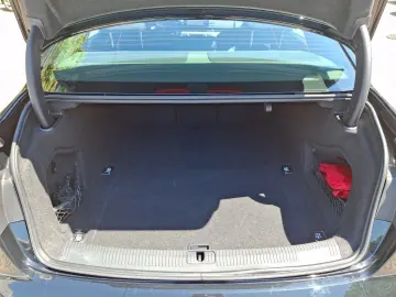 AUDI A4 Limousine advanced 40 TDI