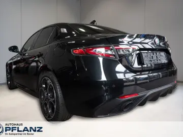 ALFA ROMEO Giulia Veloce Q4 2.0 Turbo 16V AT8  SPORT-Pk