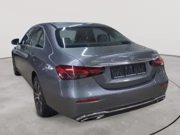 MERCEDES-BENZ E 300 de 4Matic 9G