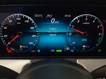 MERCEDES-BENZ E 300 de 4Matic 9G
