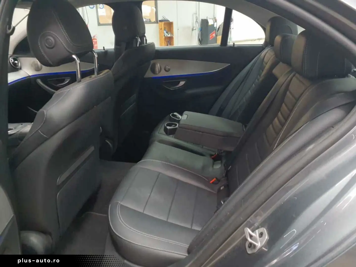 MERCEDES-BENZ E 300 de 4Matic 9G