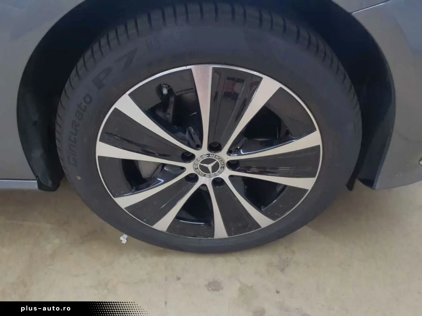 MERCEDES-BENZ E 300 de 4Matic 9G